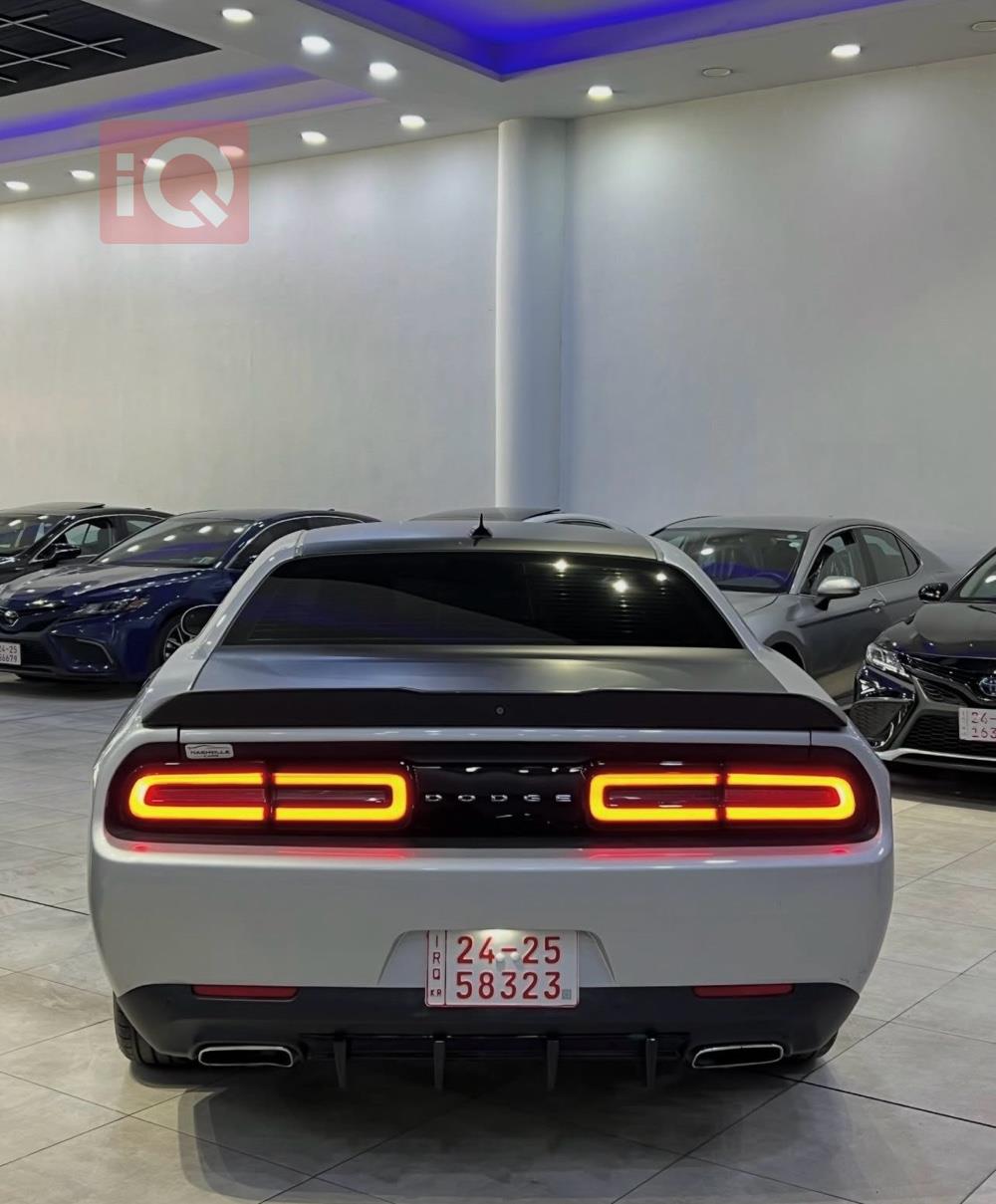 دۆج چالنجەر